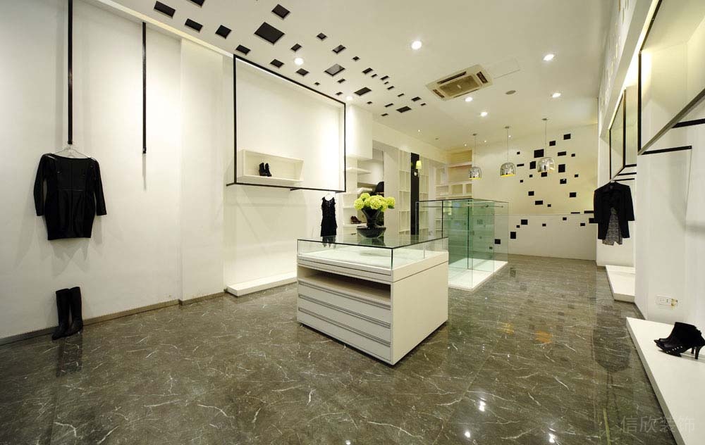 羅湖區(qū)服飾店裝修案例 羅湖區(qū)服飾店裝修案例