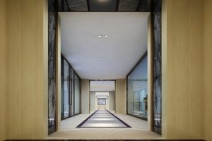 礦業(yè)集團(tuán)公司深圳辦公室裝修_過(guò)道走廊