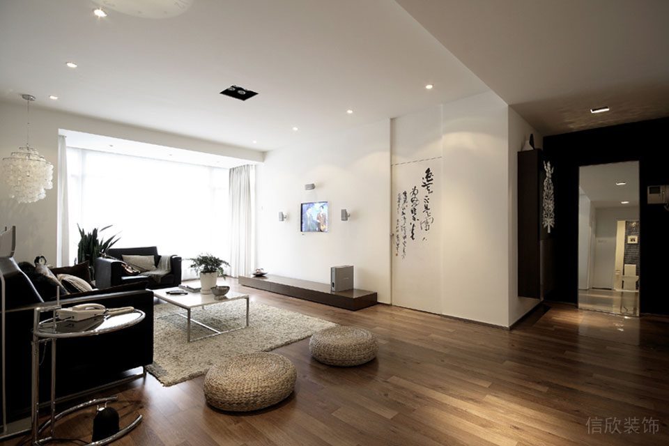 簡約的客廳裝修地面柚木實木地板。