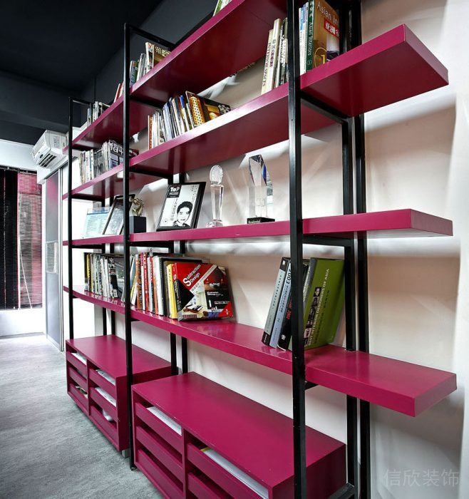 南山科技園現(xiàn)代辦公室裝修_書(shū)架