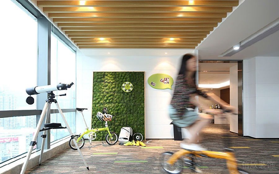 深圳福田區(qū)車公廟現(xiàn)代辦公室裝修 深圳福田區(qū)車公廟現(xiàn)代辦公室裝修