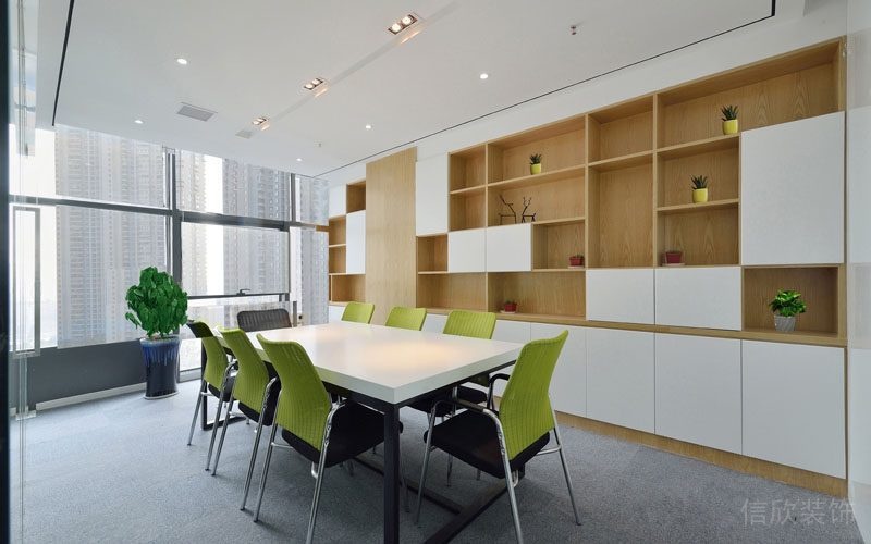 南山服飾設(shè)計(jì)辦公室裝修