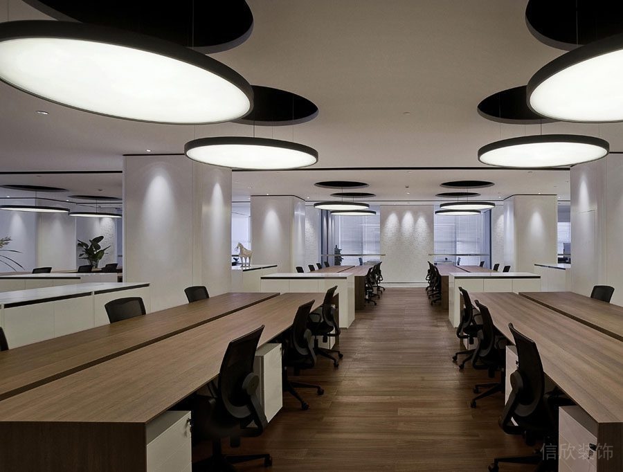 深圳南山現(xiàn)代辦公室裝修_公共辦公區(qū)