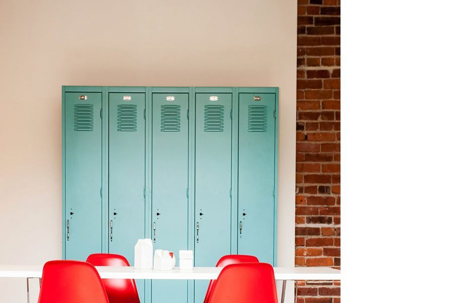 藍(lán)色鐵皮柜