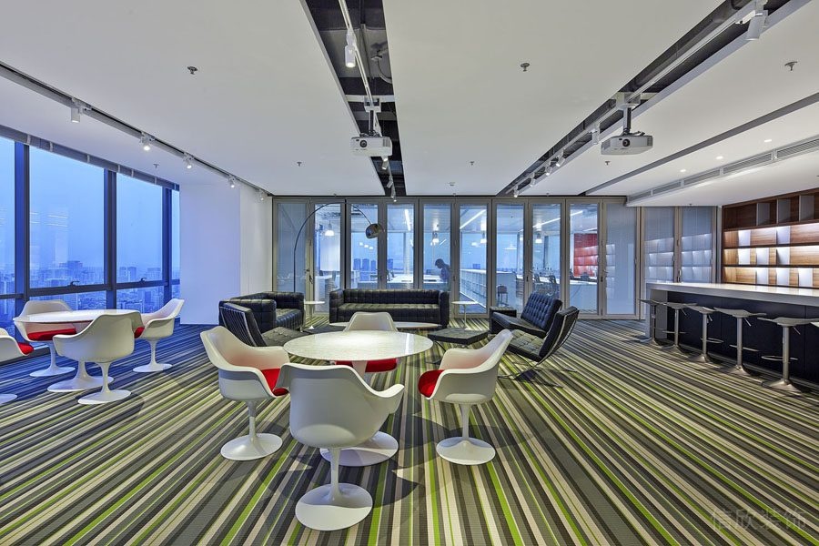 南山區(qū)現(xiàn)代風(fēng)格辦公室裝修 南山區(qū)現(xiàn)代風(fēng)格辦公室裝修