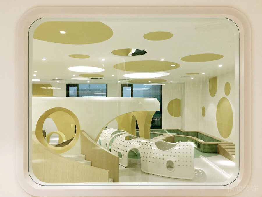 少兒培訓(xùn)機(jī)構(gòu)童趣娛樂(lè)波點(diǎn)教室裝修