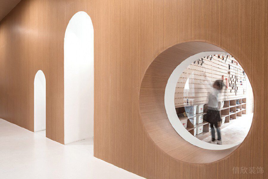 原木風方圓弧形創(chuàng)意設計木質墻體機構裝修