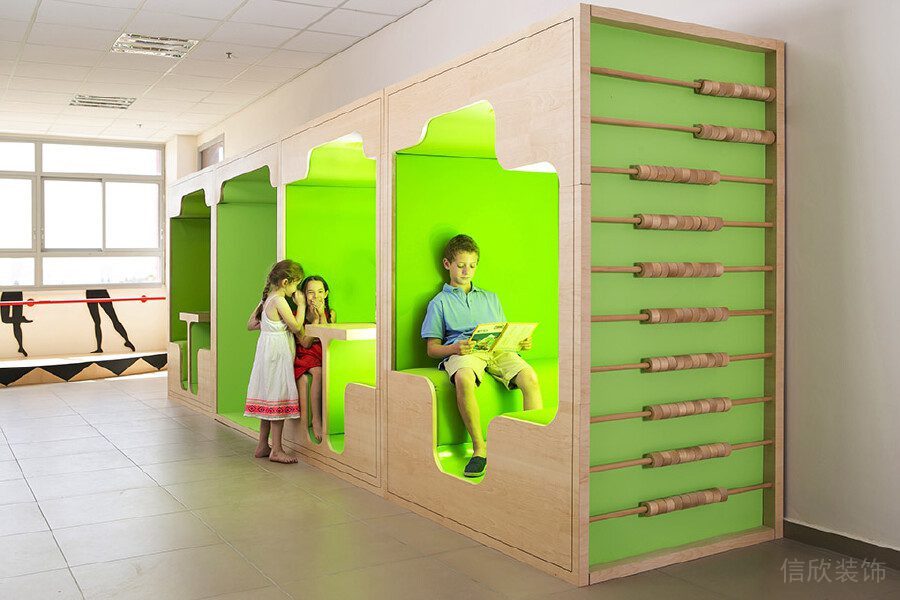 培訓(xùn)中心獨(dú)立自習(xí)室綠色木質(zhì)區(qū)域