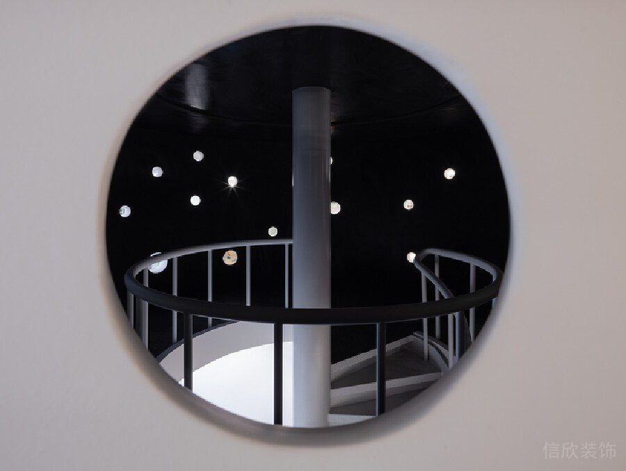 展廳圓形窗戶環(huán)形樓梯設計圖