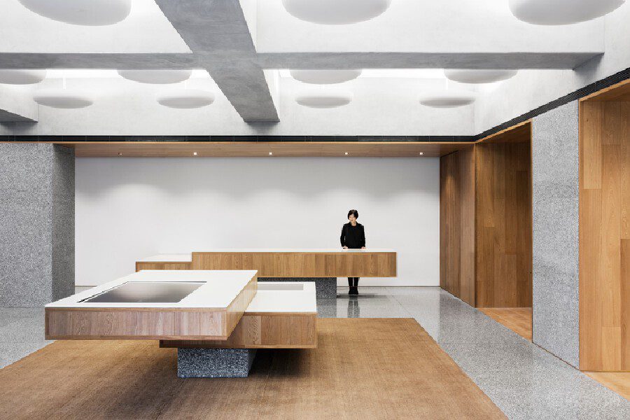 簡(jiǎn)約折疊式原木桌板裝修