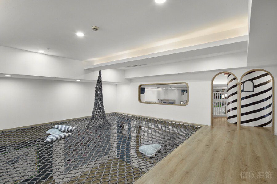 安全防護(hù)網(wǎng)裝修設(shè)計(jì)木質(zhì)二樓效果圖