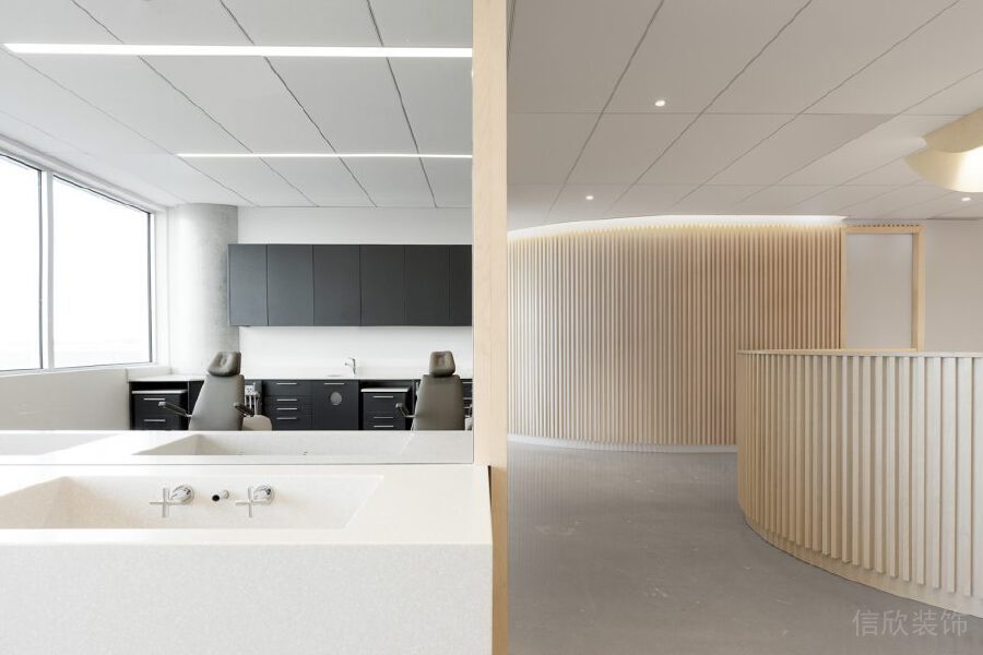 員工開放區(qū)域現(xiàn)代簡約辦公室設(shè)計圖