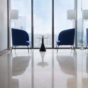 對(duì)稱式簡(jiǎn)約藍(lán)色沙發(fā)辦公室裝修