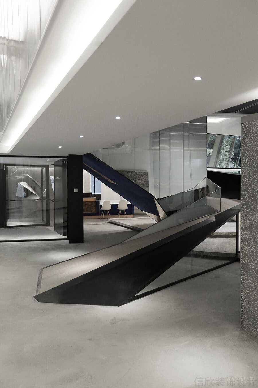 辦公室斜坡黑白色調(diào)裝修設(shè)計(jì)圖