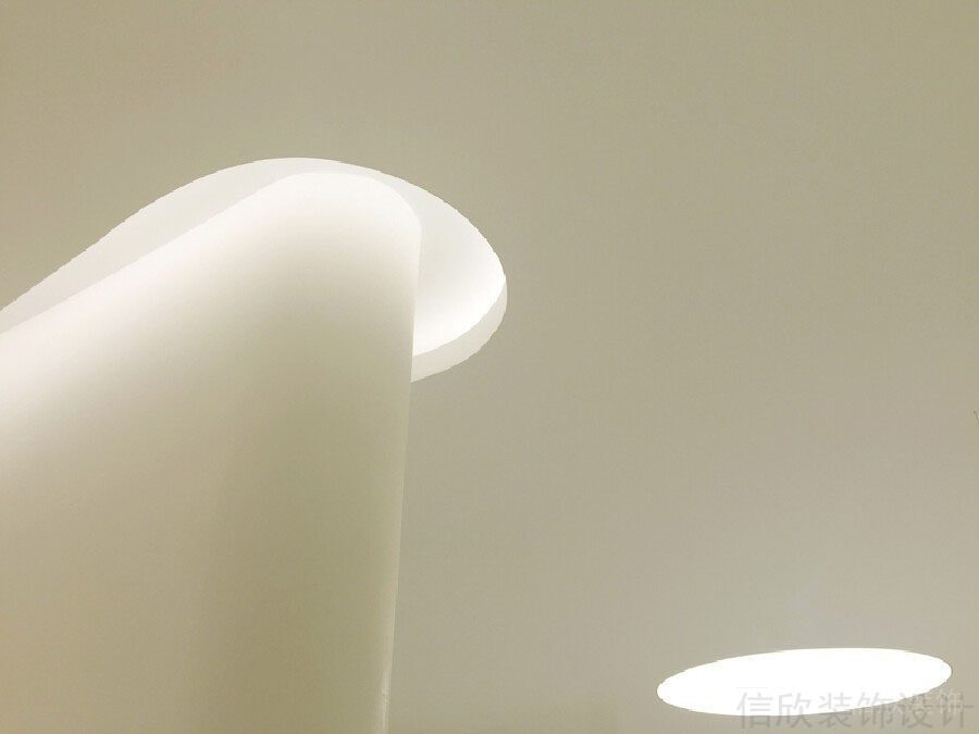 辦公室墻柱設計極簡風天花創(chuàng)意設計