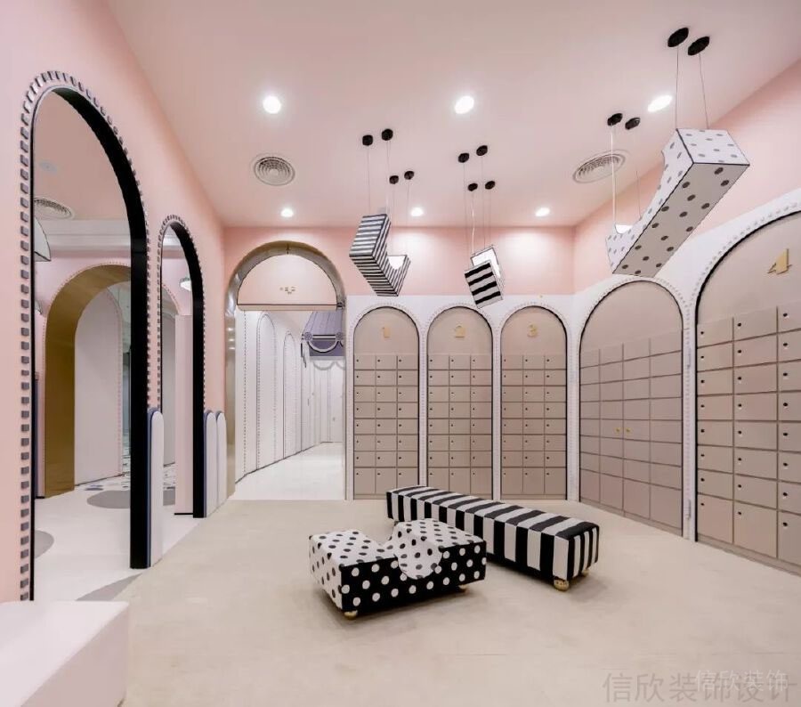 波點(diǎn)粉色更衣室創(chuàng)意收納墻柜木質(zhì)設(shè)計(jì)