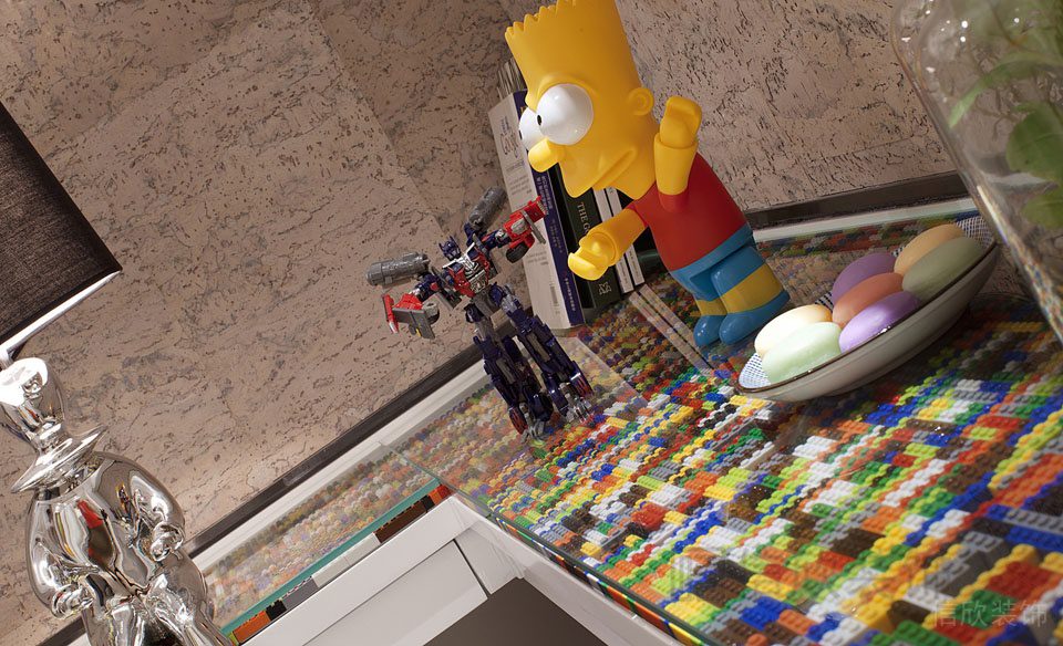 樂高積木拼貼設(shè)計(jì)兒童房玻璃書桌創(chuàng)意效果圖