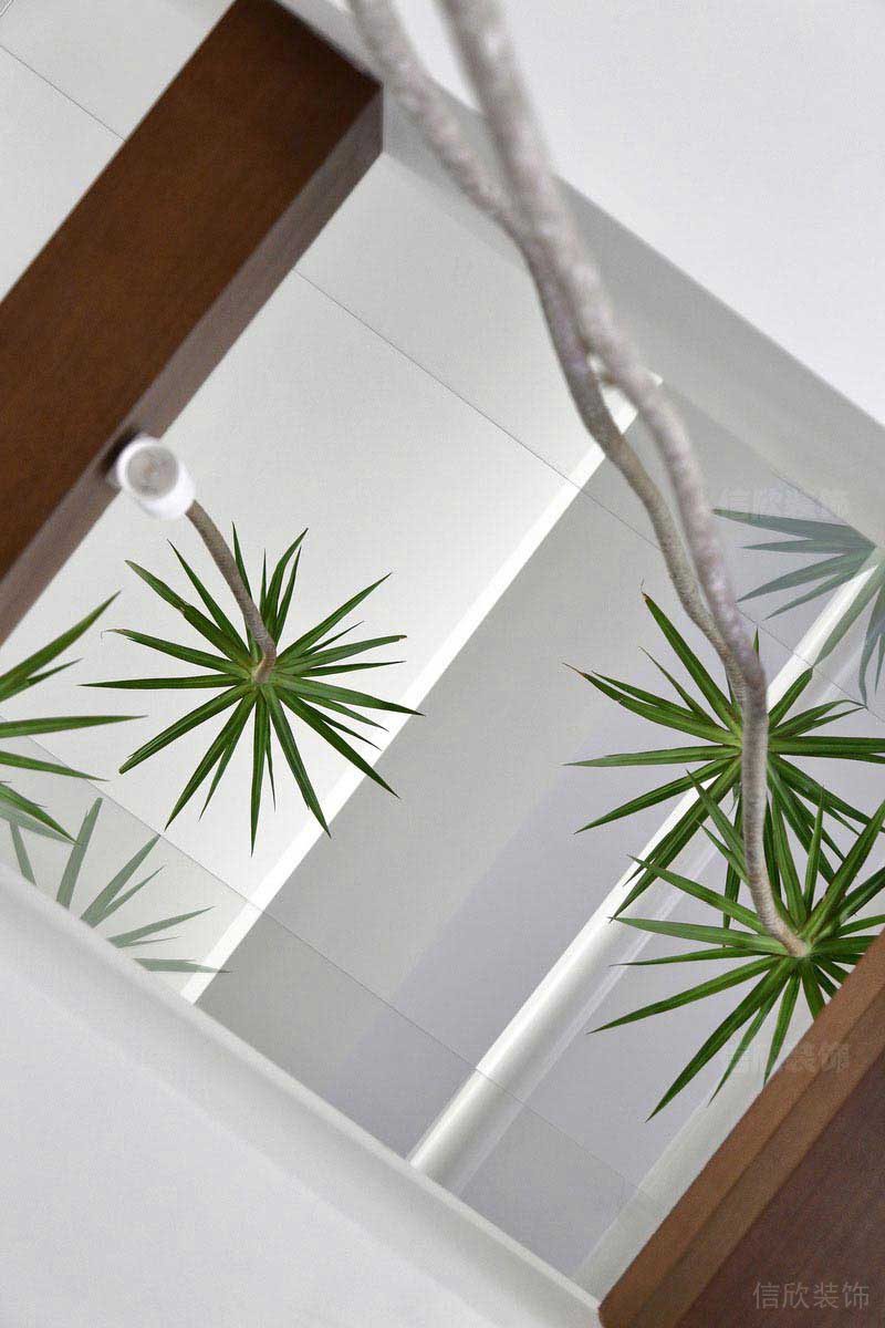 辦公室現(xiàn)代風(fēng)樓梯效果圖