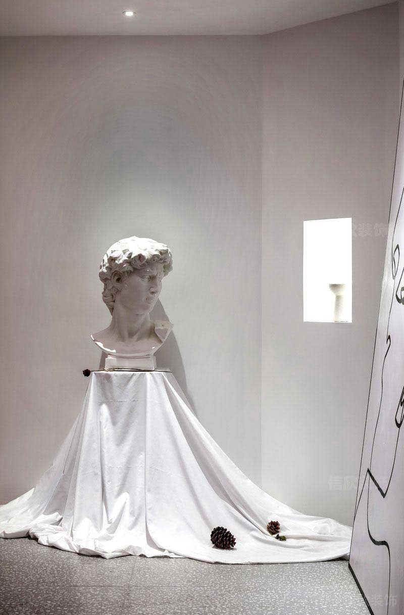 辦公室現(xiàn)代風(fēng)藝術(shù)擺件效果圖