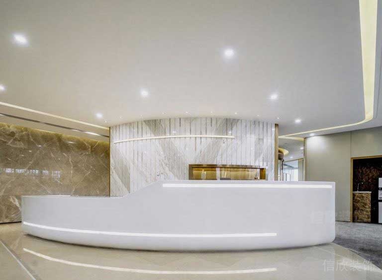 辦公室現(xiàn)代輕奢風(fēng)白色弧形前臺效果圖