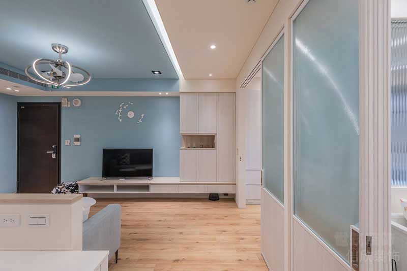 北歐現(xiàn)代風格家居客廳電視裝飾柜