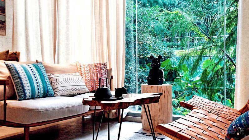 個(gè)性原木的茶幾