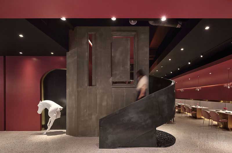 后現(xiàn)代工業(yè)風(fēng)餐廳樓梯