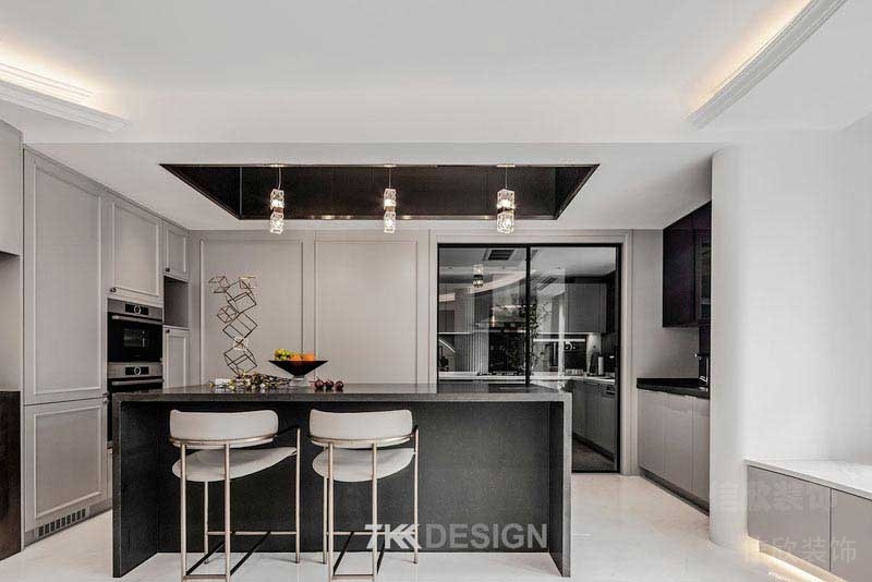 簡歐現(xiàn)代風家庭餐吧