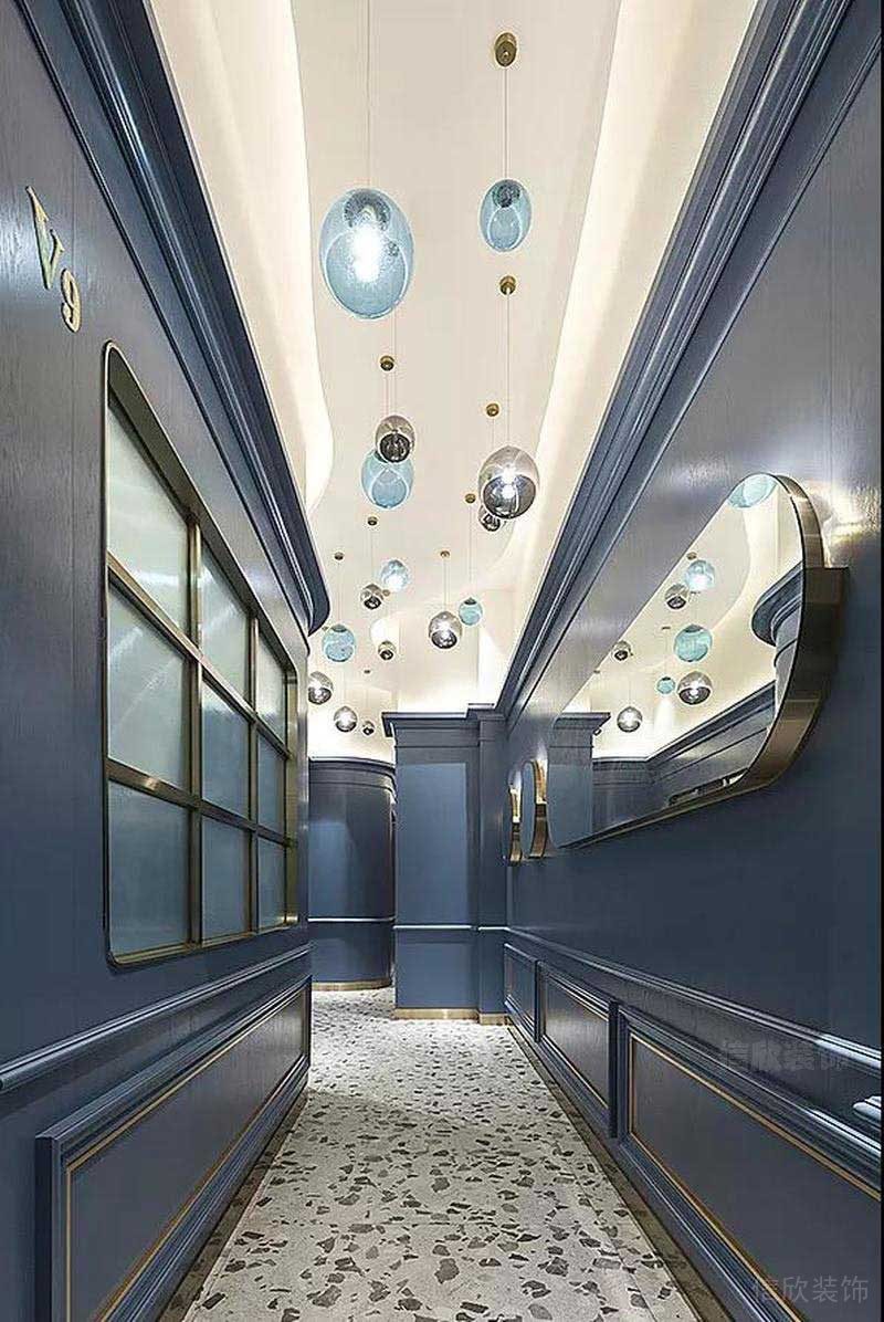 歐式藍(lán)色墻面墻板設(shè)計方案