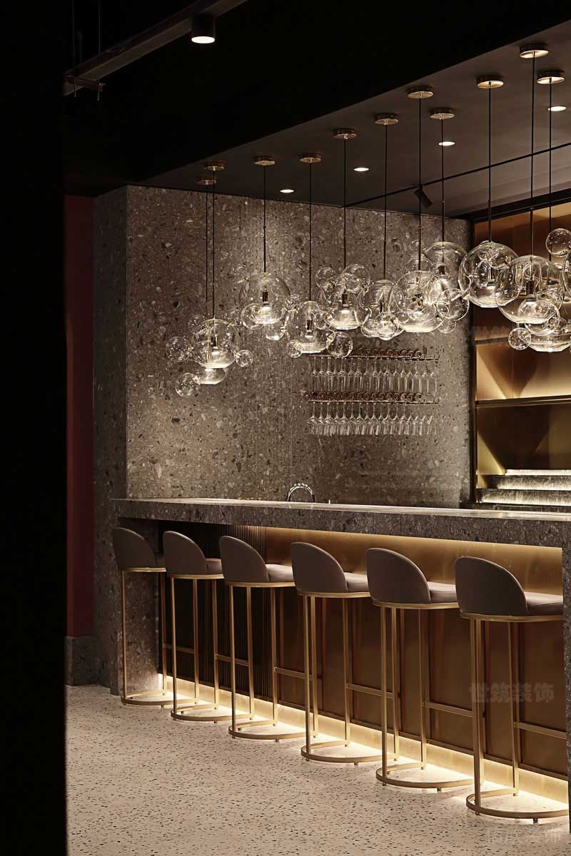 輕奢風(fēng)格酒吧桌椅