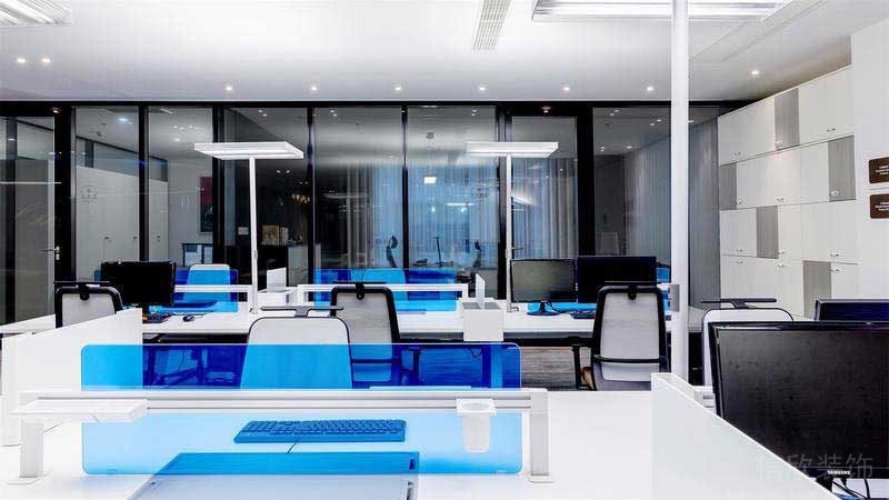 現(xiàn)代風(fēng)格辦公室員工區(qū)