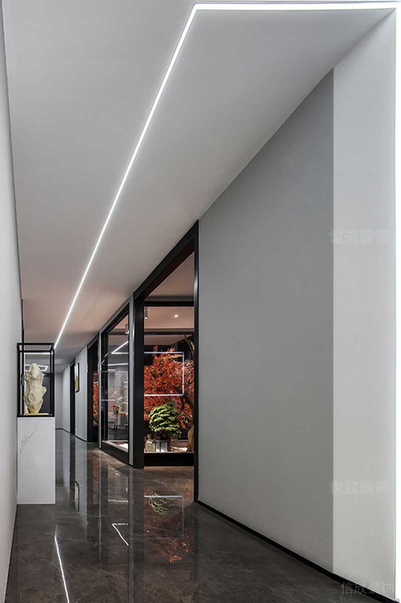 現(xiàn)代風(fēng)格展廳空間過道