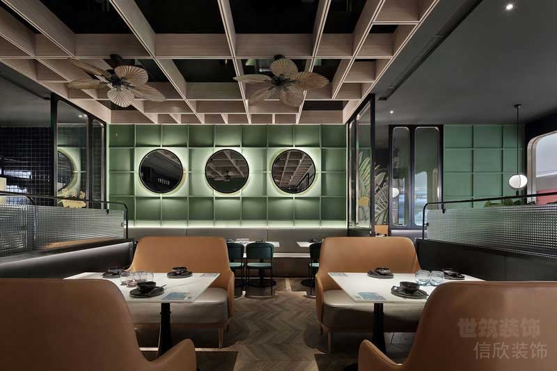 現(xiàn)代工業(yè)風(fēng)餐廳實(shí)景圖