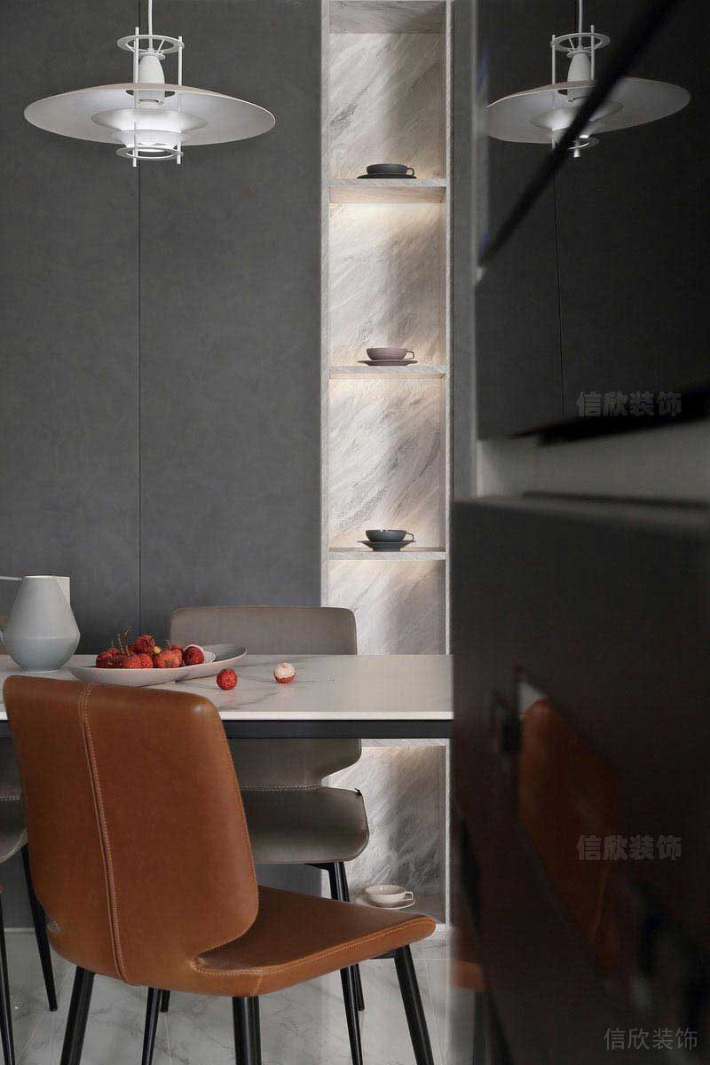 現(xiàn)代極簡(jiǎn)風(fēng)格家居空間餐椅