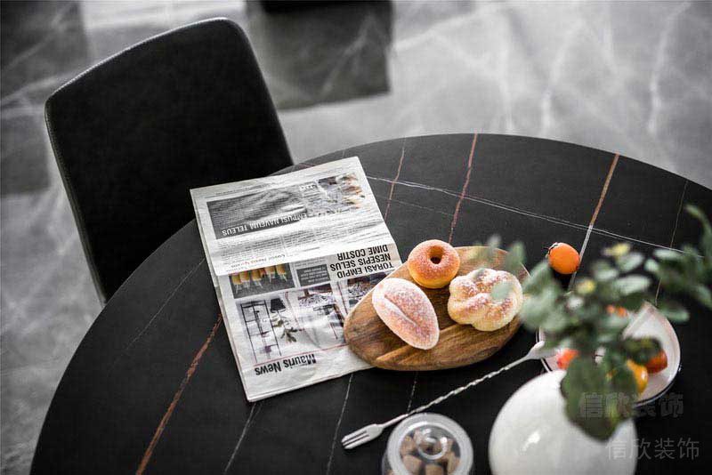 新居后現(xiàn)代風(fēng)黑白灰黑色下午茶桌效果圖