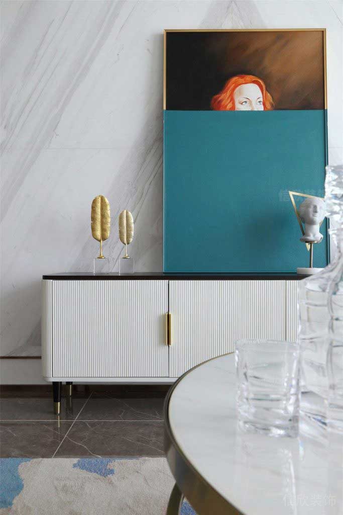 新居現(xiàn)代輕奢風(fēng)白色餐邊柜效果圖