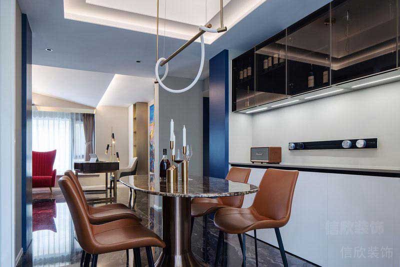 新居現(xiàn)代輕奢風(fēng)餐廳效果圖(2)