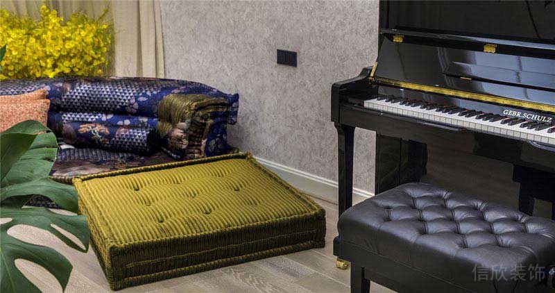 新居現(xiàn)代輕奢風(fēng)鋼琴房效果圖