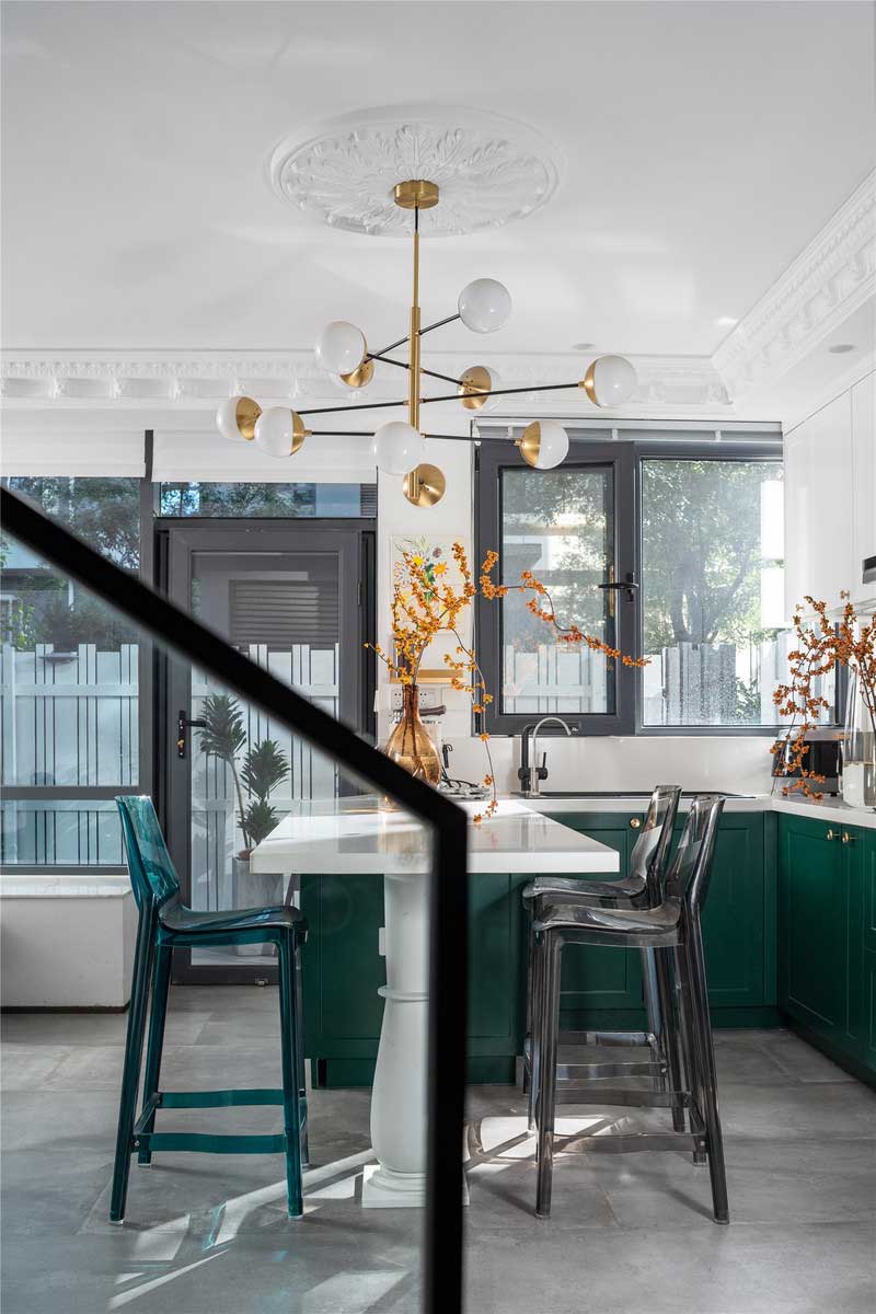 深圳南山科技園后現(xiàn)代風(fēng)格家居裝修吧臺