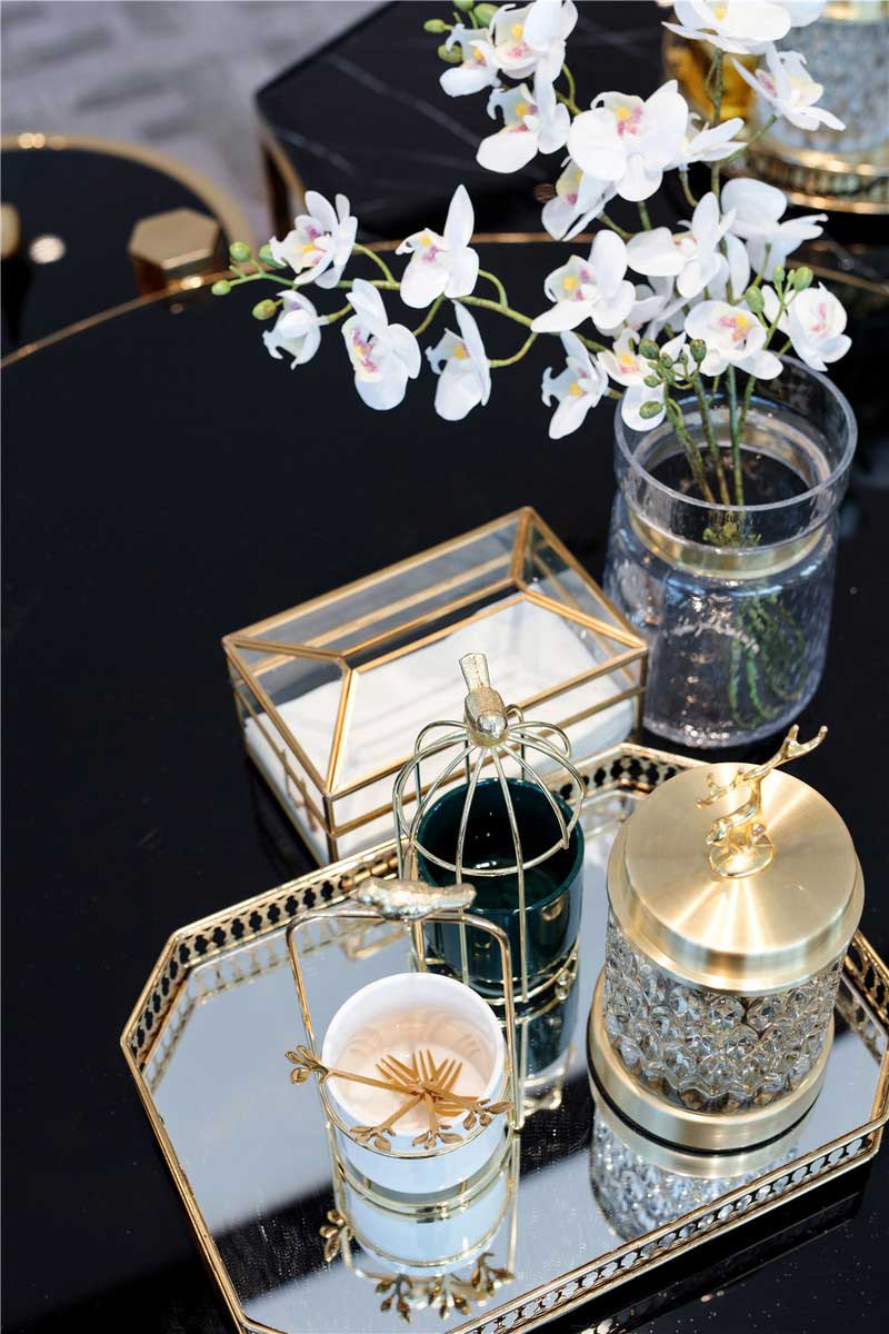 深圳鹽田區(qū)輕奢風格舊房裝修施工案例裝飾藝術品