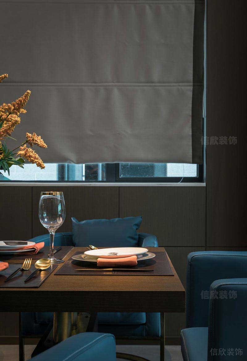 辦公室裝修設(shè)計就餐區(qū)餐廳西式木質(zhì)效果圖