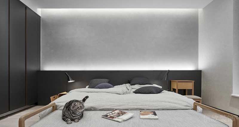 深圳龍崗區(qū)黑白灰極簡(jiǎn)風(fēng)家居裝修竣工實(shí)景圖主臥