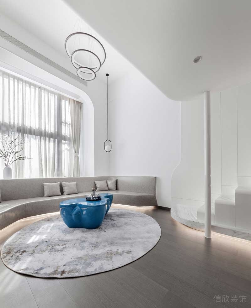 深圳寶安現(xiàn)代白色調(diào)家庭裝修案例灰色地毯 深圳寶安現(xiàn)代白色調(diào)家庭裝修案例灰色地毯