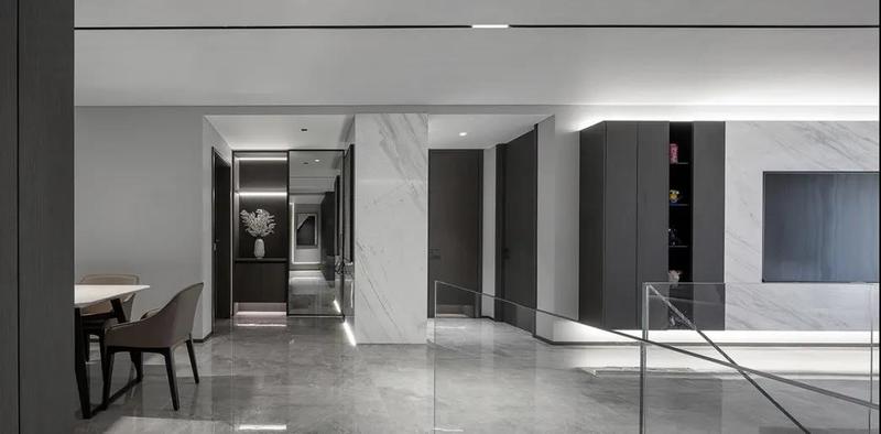 深圳鹽田極簡風(fēng)格家庭住宅裝修設(shè)計玻璃攔河