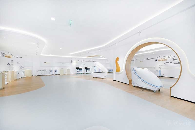 深圳龍華現(xiàn)代風(fēng)格大型辦公室裝修設(shè)計燈光效果