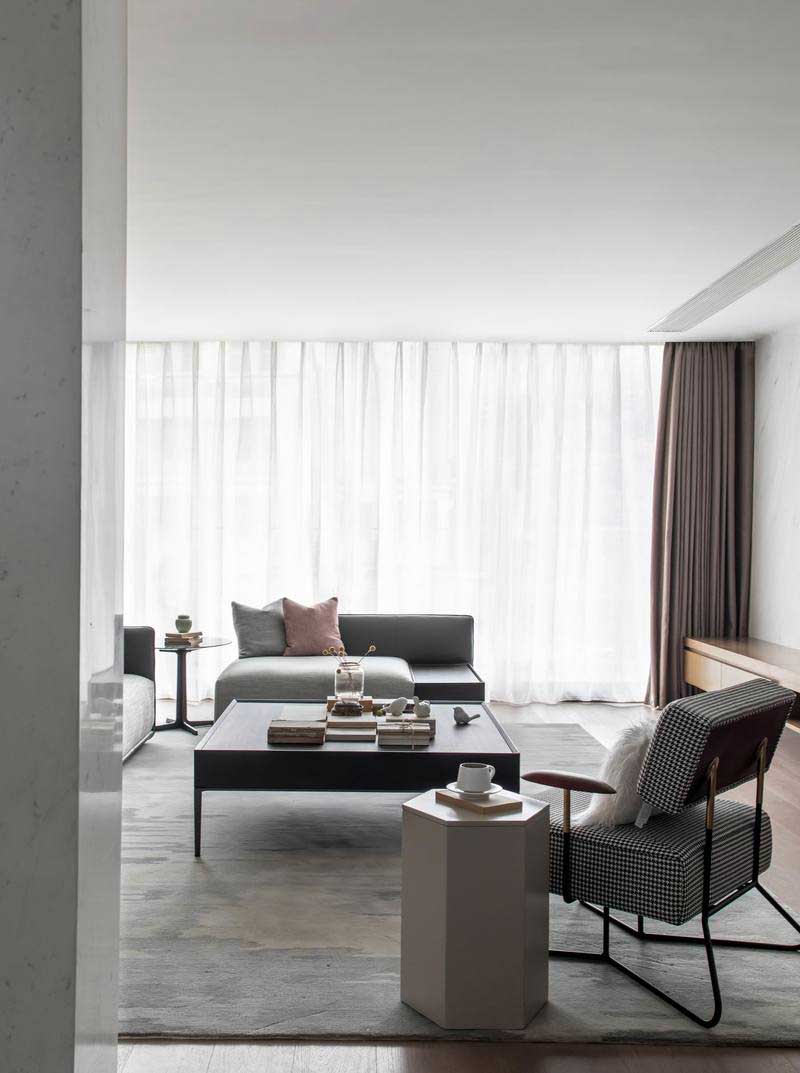 深圳羅湖區(qū)極簡風(fēng)80平方復(fù)式小戶型裝修設(shè)計客廳家具 深圳羅湖區(qū)極簡風(fēng)80平方復(fù)式小戶型裝修設(shè)計客廳家具