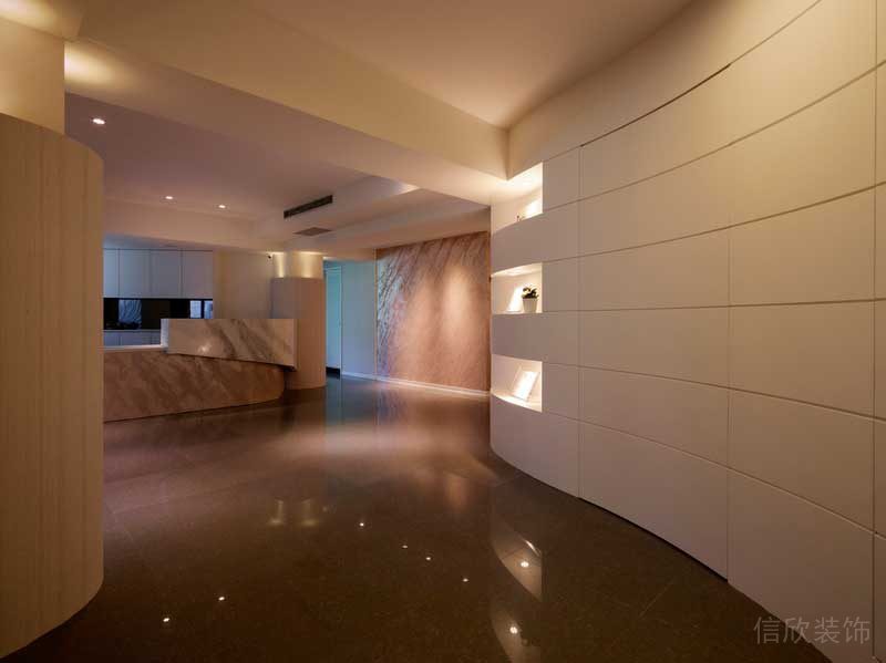 深圳南山西麗暖色調(diào)美式極簡家裝裝修過道