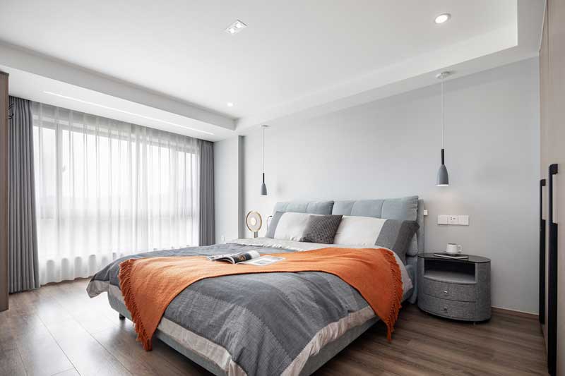 深圳羅湖區(qū)現(xiàn)代輕奢風(fēng)家居裝修設(shè)計主臥