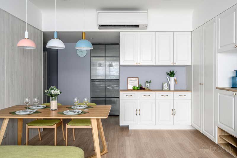 深圳鹽田區(qū)沙頭角北歐風(fēng)格舊房翻新改造裝修餐廳