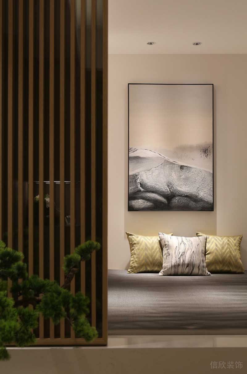 深圳羅湖區(qū)現(xiàn)代輕奢風(fēng)200平方家庭住房裝修起居室軟裝陳設(shè)